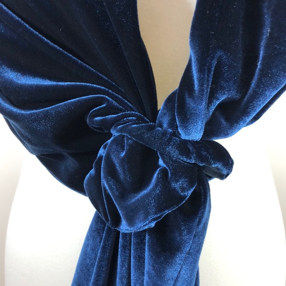 SLNY BLUE VELVET Shawl/Wrap NWT - Picture 6 of 7